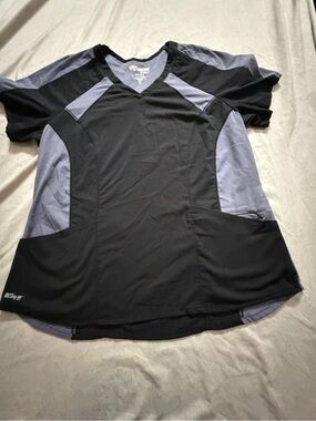 Grey's Anatomy Black and Gray Short Sleeve V-Neck Scrub Top